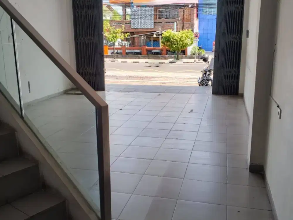 Disewakan Ruko Tengah Kota Lokasi di Jl. Indraprasta Semarang