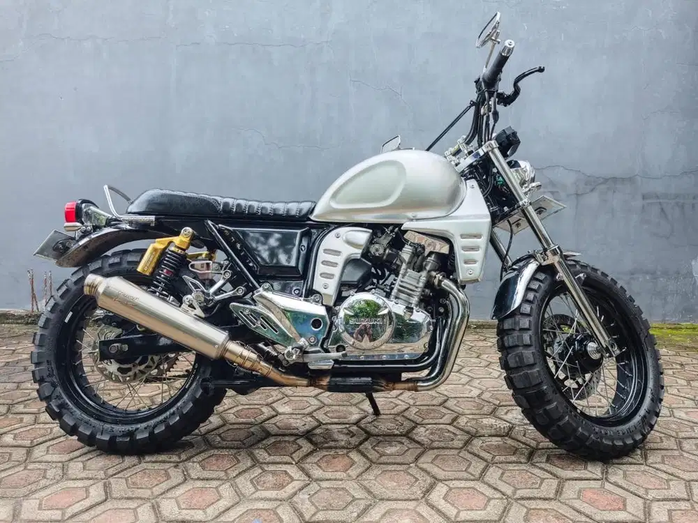 Suzuki Inazuma Full Build