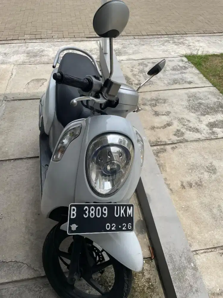 Honda scoopy 2016
