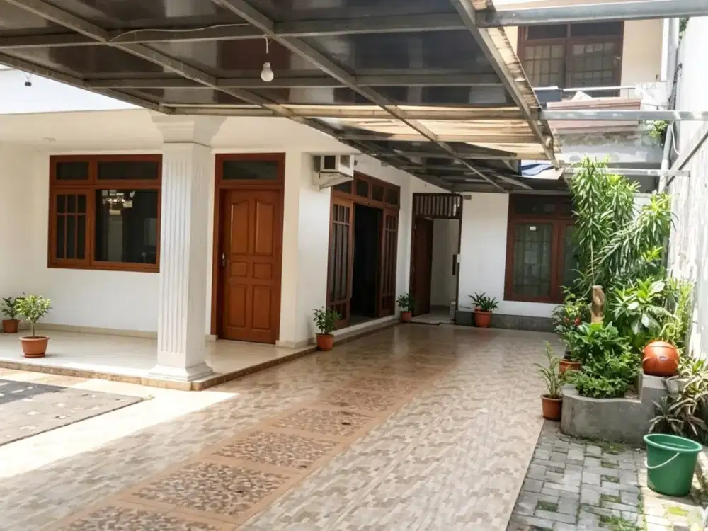 DIJUAL RUMAH LUAS - PENGADEGAN, PANCORAN JAKARTA SELATAN
