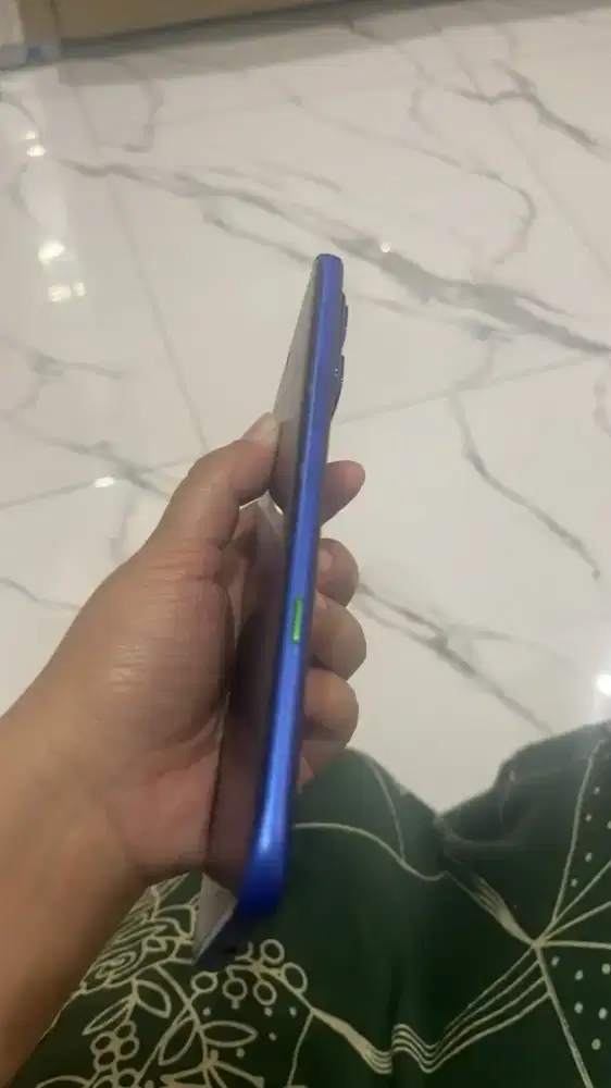 Saya mau jual hp Infinix note edge 5g