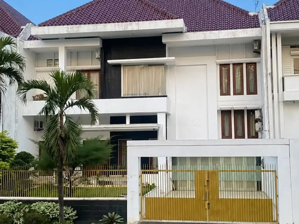 Rumah Mewah Di Jalan Boulevard Kota Wisata Dekat Mall dan Akses Toll Kawasan