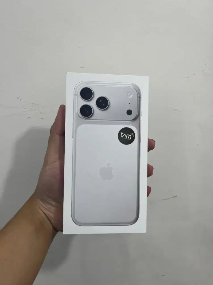 New iPhone 17 Promax 256 Silver ibox