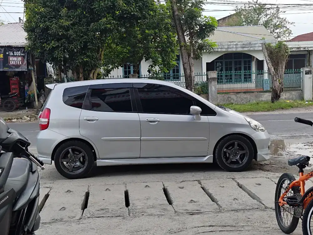 Honda Jazz GD3 VTEC Matic