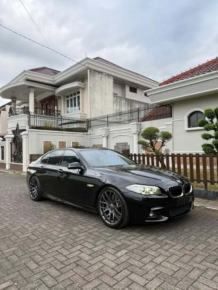 BMW F10 528i Lci 2014 2015
