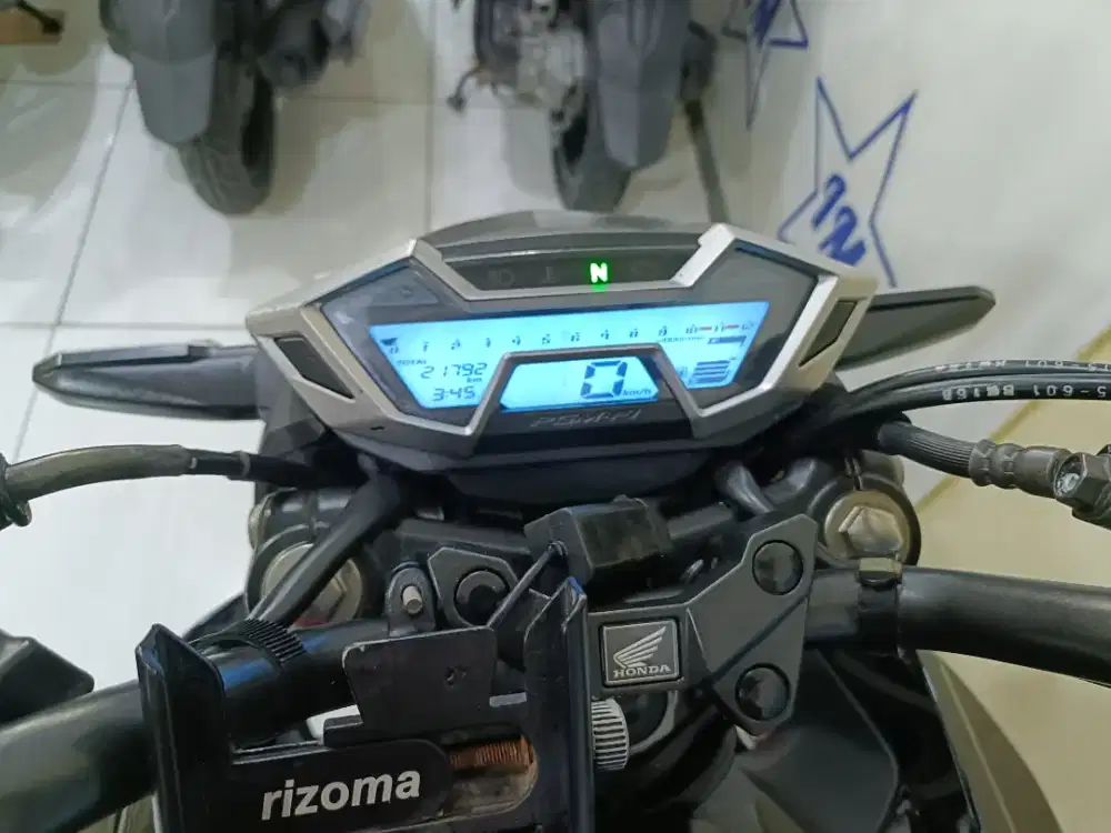 CB150R STREETFIRE 2018 BISA KREDIT DP PROMO 0