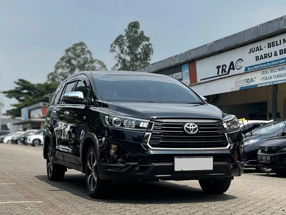 CIAMIK ‼️ TOYOTA INNOVA VENTURER BENSIN AT 2022