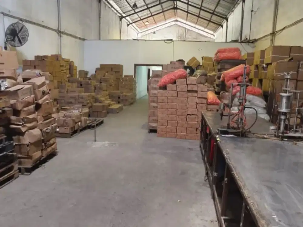 Dijual Gudang 2 Lantai Lokasi Stratetgis di Komplek Kosambi, Tangerang