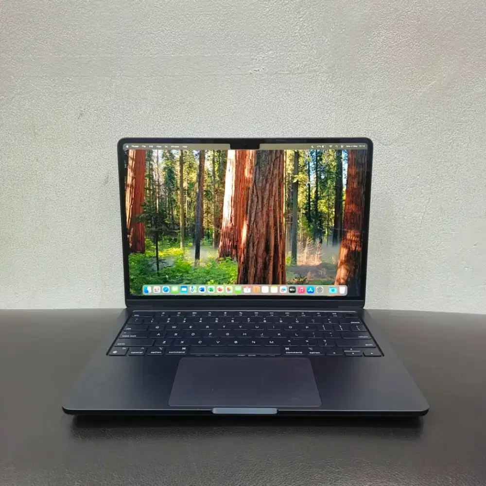 Macbook Air Retina 13,6 inch 2022 Chip M2 RAM 16GB / 256GB ( Second )