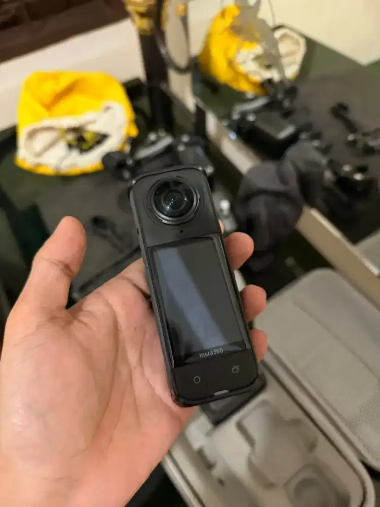 Insta 360 x4 full accessories 3bttry