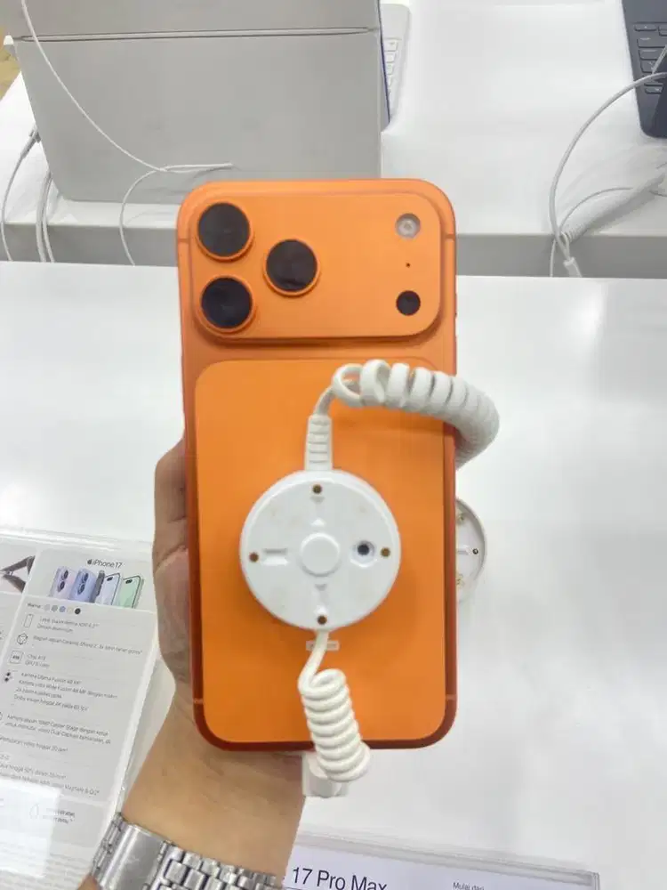 IPHONE 17 PRO MAX