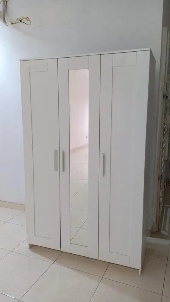 Lemari produk ikea