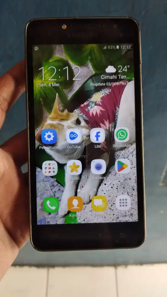 Samsung galaxy J2 prime 4G layar 5 inchi normal