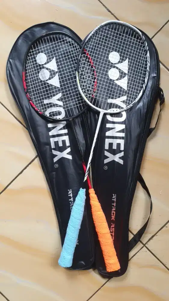 Raket yonex astrox 99 pro dan arc saber 11 pro