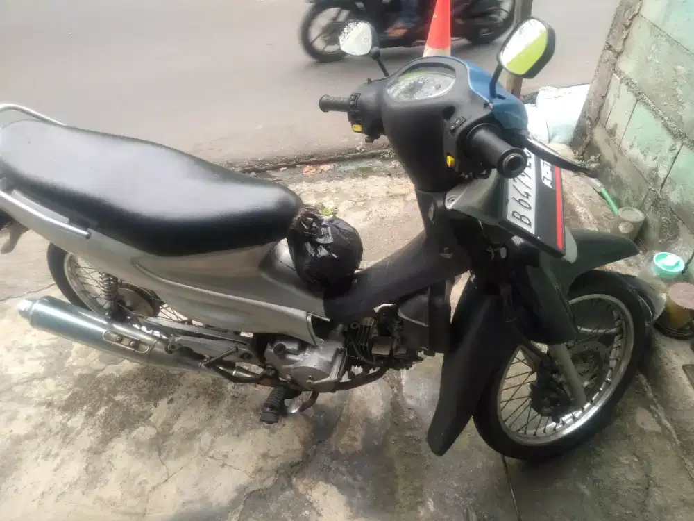 Jual motor suzuki smas 2005 ss lengkap