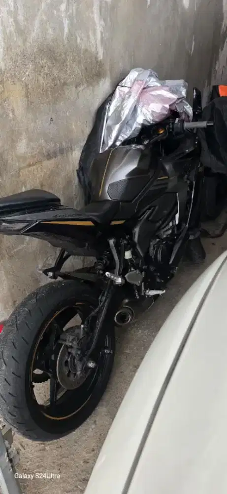 ZX250R ,2022 ABS Quick shifter,Simpanan