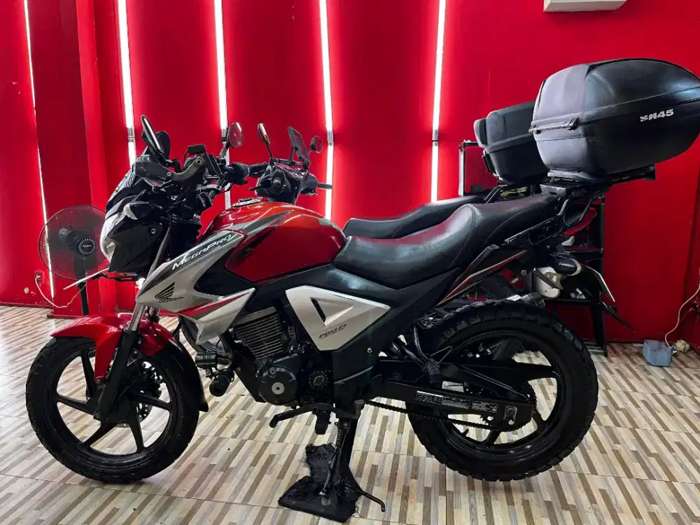 DIJUAL MOTOR SECOND 1ST HAND. MEGA PRO FI 2014.