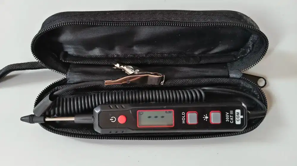 Digital voltage tester / tespen digital
