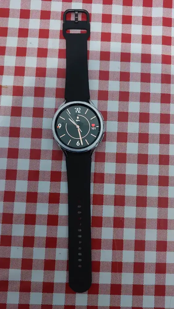 DIJUAL CEPAT - Galaxy watch 6 classic silver (VNFP) 47mm
2 JT