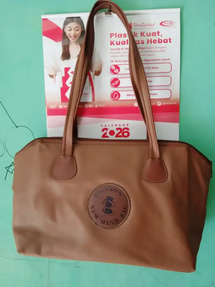 Tas Wanita Warna Coklat & Krem