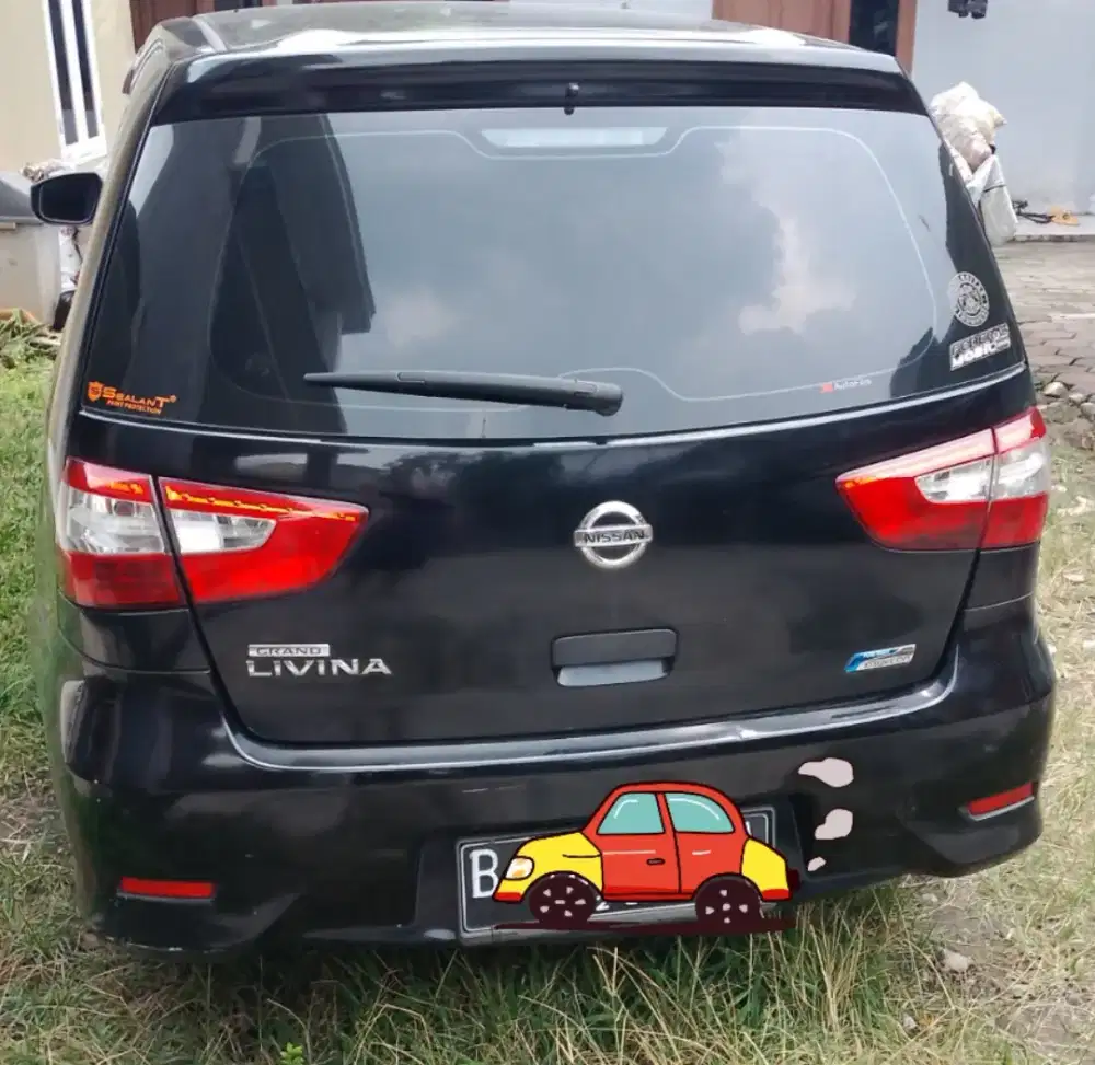 Nissan grand Livina th 2016