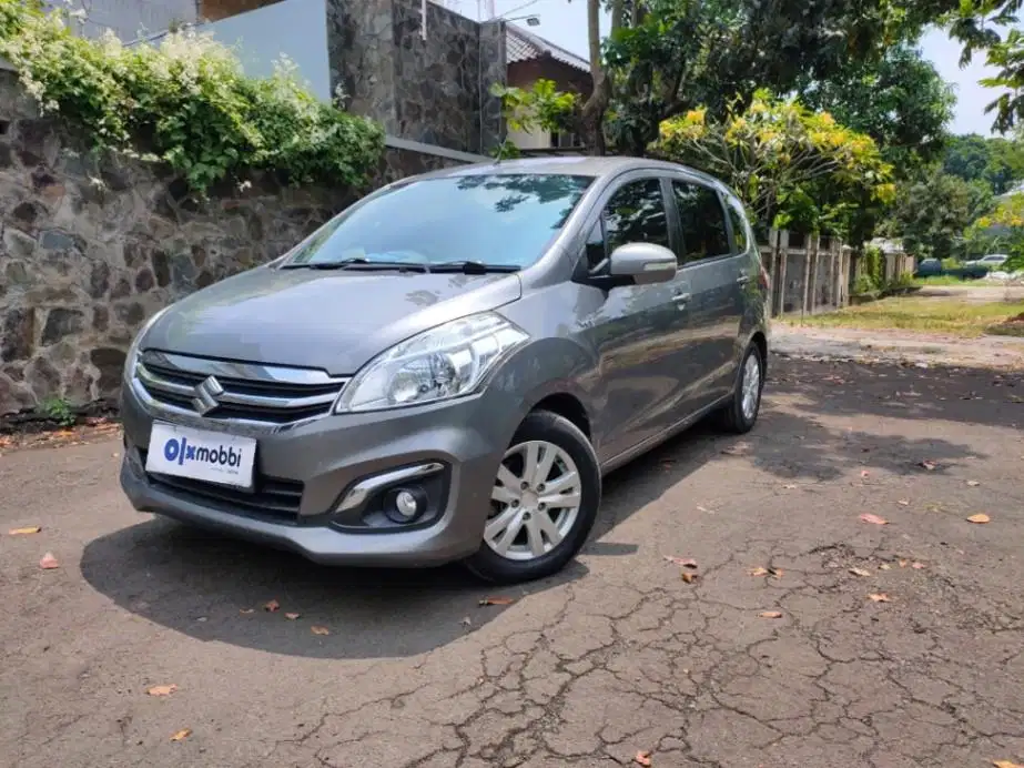 TDP 7,JT, Suzuki Ertiga 1.4 GX Bensin-MT Abu-Abu 2018