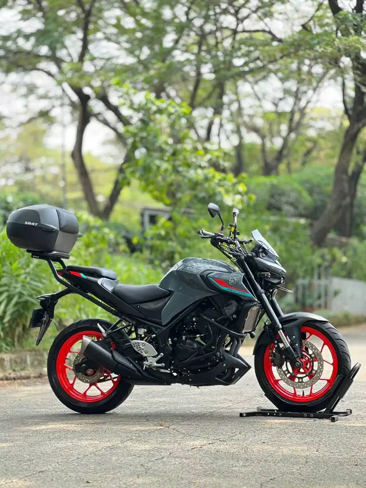 YAMAHA NEW MT25 GREY 2021 KM RENDAH PAJAK PANJANG LIKE NEW