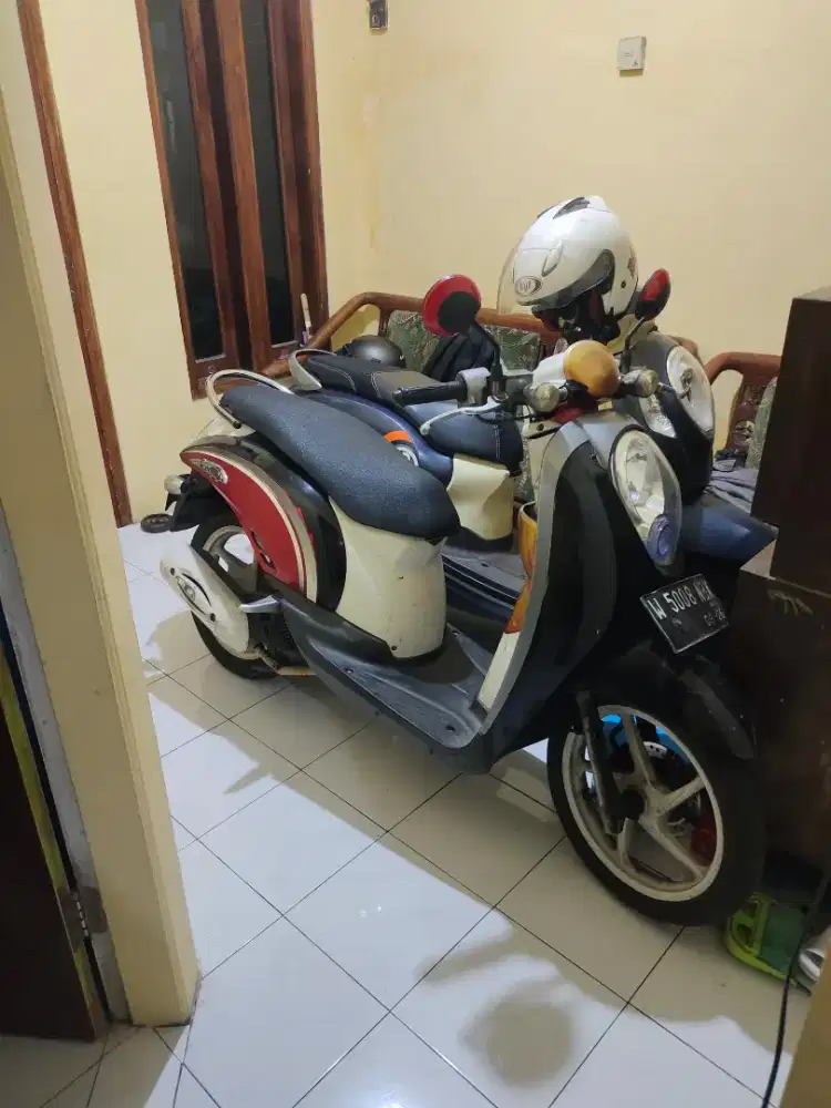 honda scoopy 2011