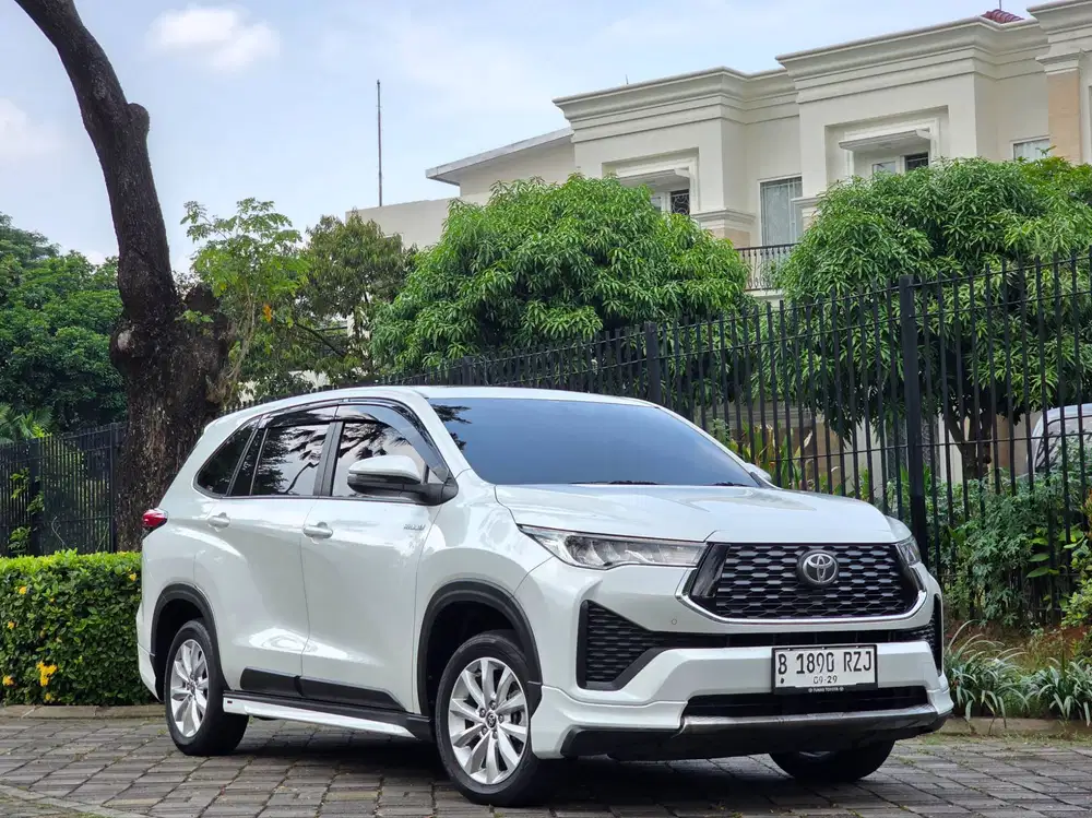 KM.30 RB|TDP 45.JT| INNOVA ZENIX V HYBRID MODELLISTA 2024 PUTIH !!