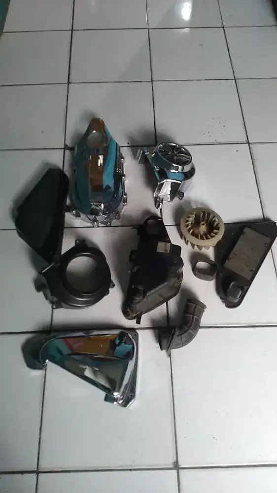Tutup caver mesin dan kipas bekas copotan