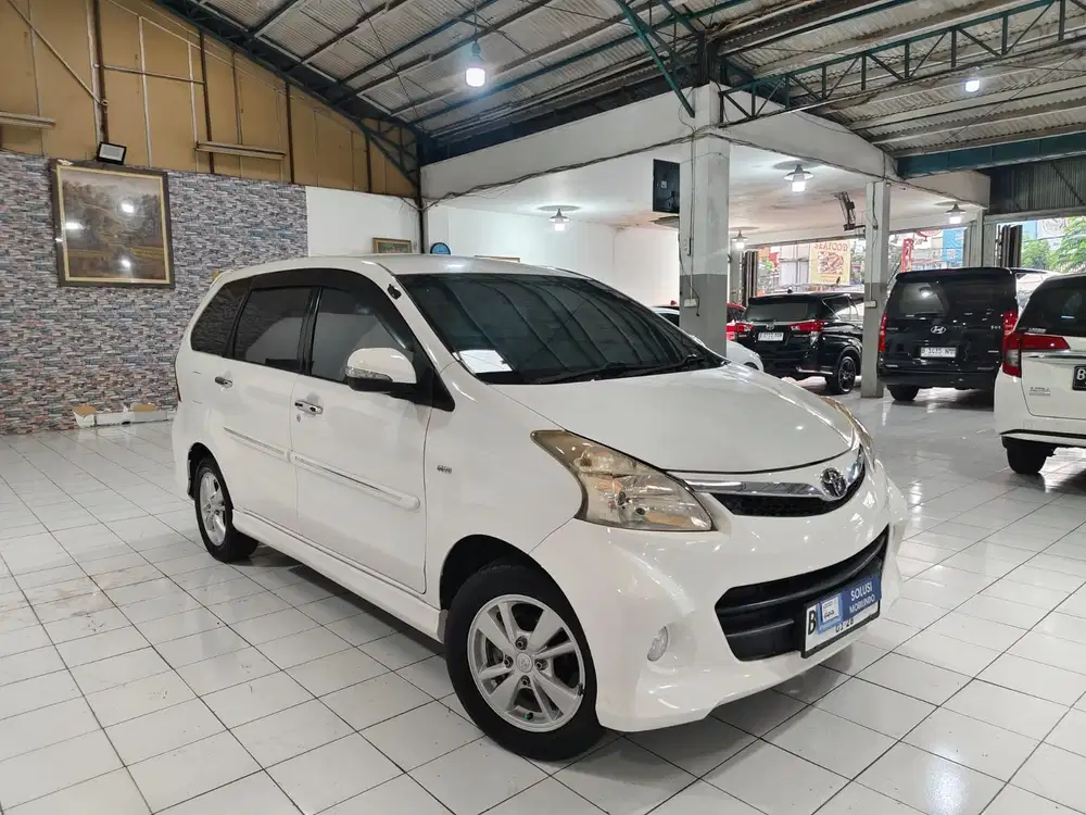 Toyota Avanza Veloz 1.5 AT 2012 Pajak Baru Ban 4 Tebal Siap Pakai