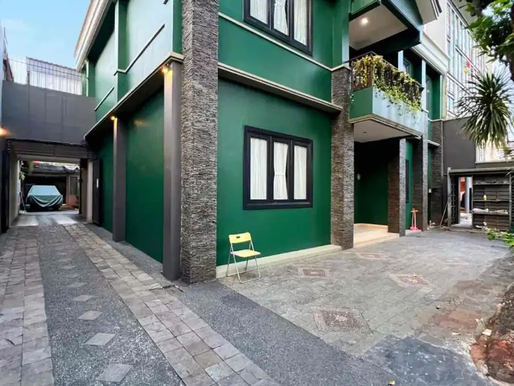 Dijual rumah cantik design modern siap huni dkt Mrt di cipete