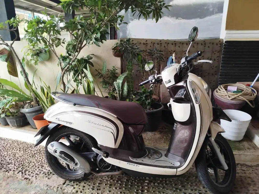 Honda Scoopy 2015 type tertinggi