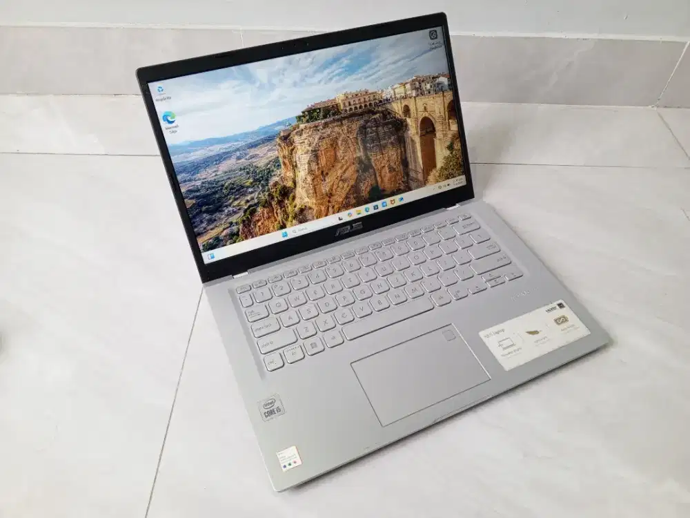 LWPTOP ASUS A416 CORE I5 RAM 4 SSD 256 MASIH BAGUS NORMAL SEMUA