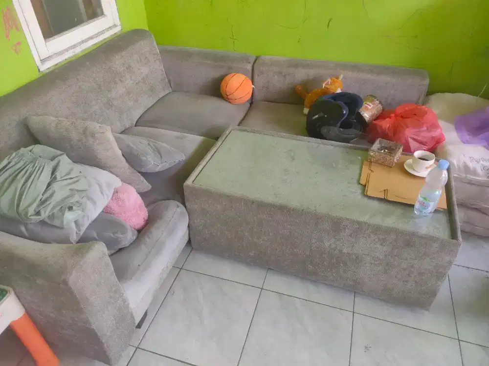 Sofa masih dijual apa adanya