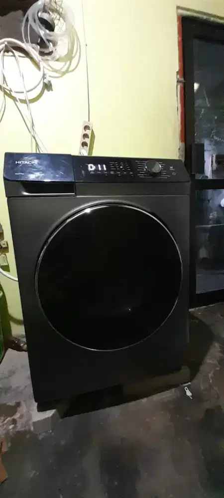 mesin cuci hitachi BD 904HVOS kapasitas 9 kg.