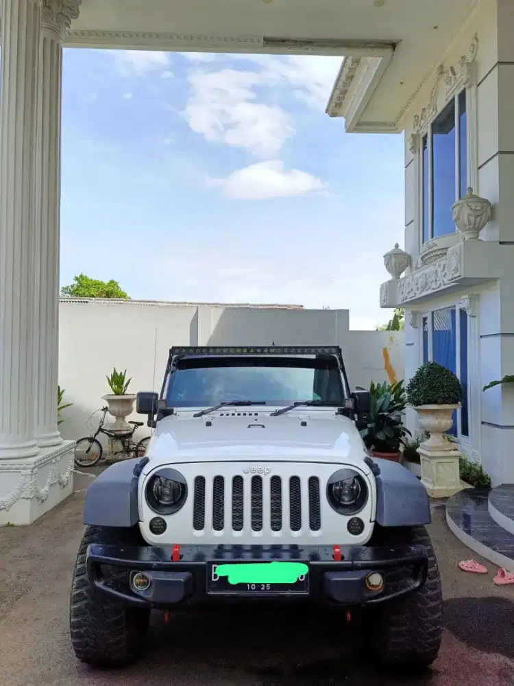 Di jual mobil pribadi 100%orsinil