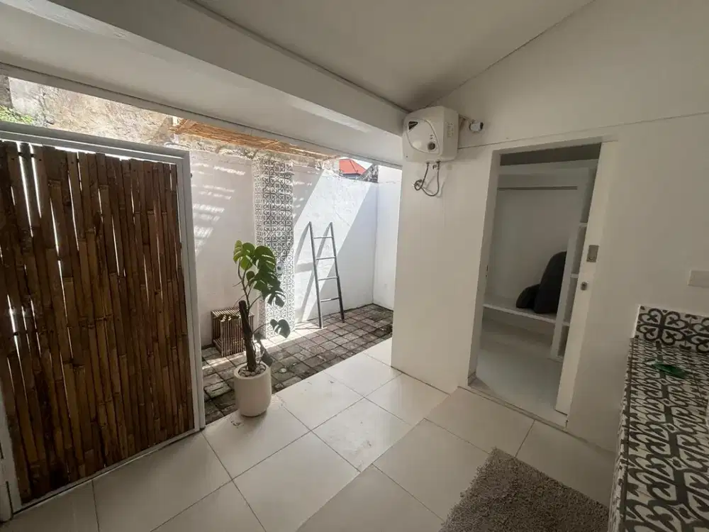 SUB LEASE  15 YEARS APARTEMENT   CLOSE TO SEMINYAK - Thumbnail 3