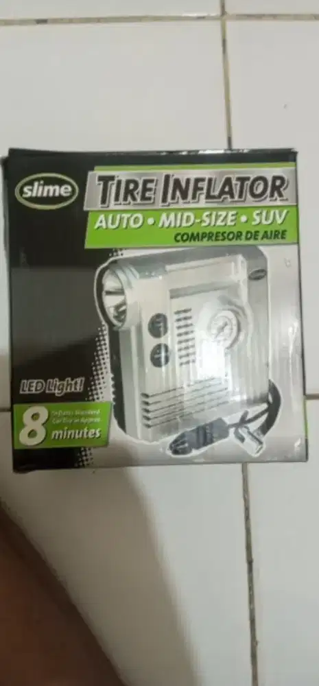 Kompresor Udara Pengisi Ban Slime dgn Lampu 12V Pompa Portabel Mobil