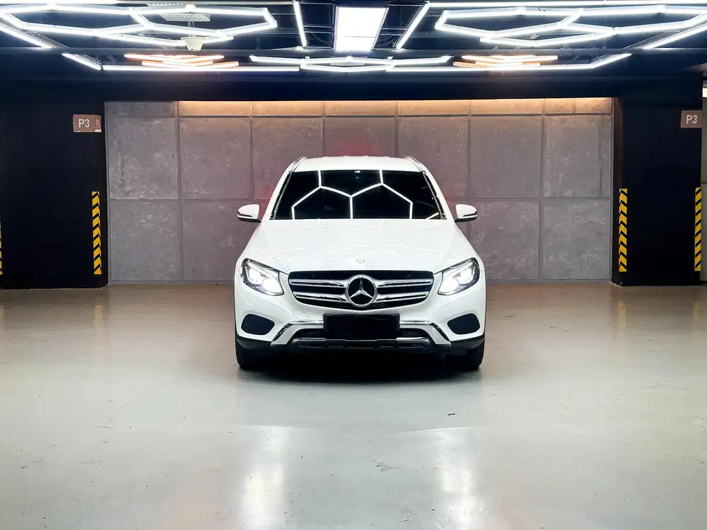 Odo 34 rb GLC250 4Matic Mercedes Benz 2017