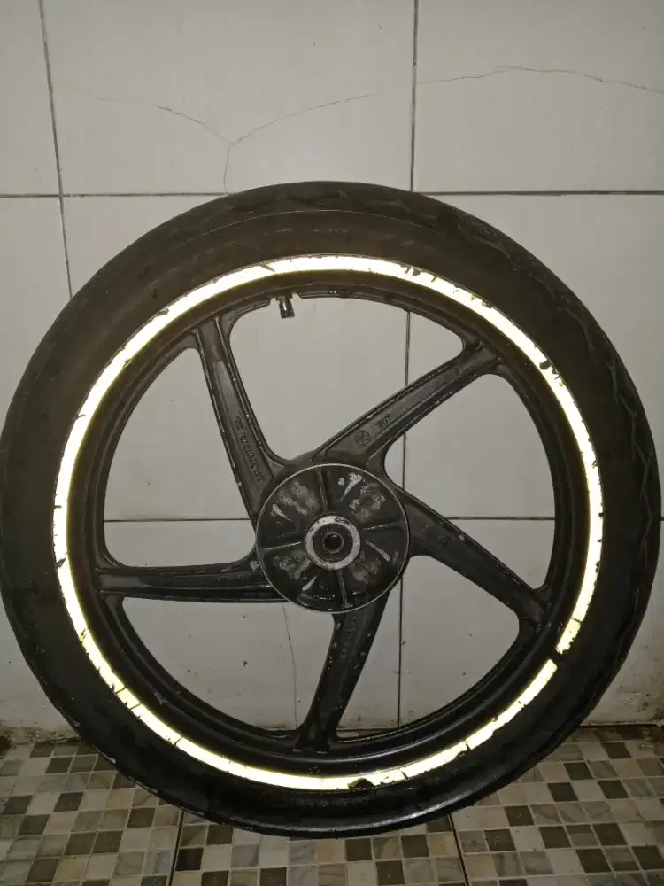 Jual 3 Ban Motor Masih Bagus