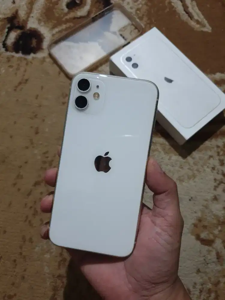 iPhone 11 64gb iBox