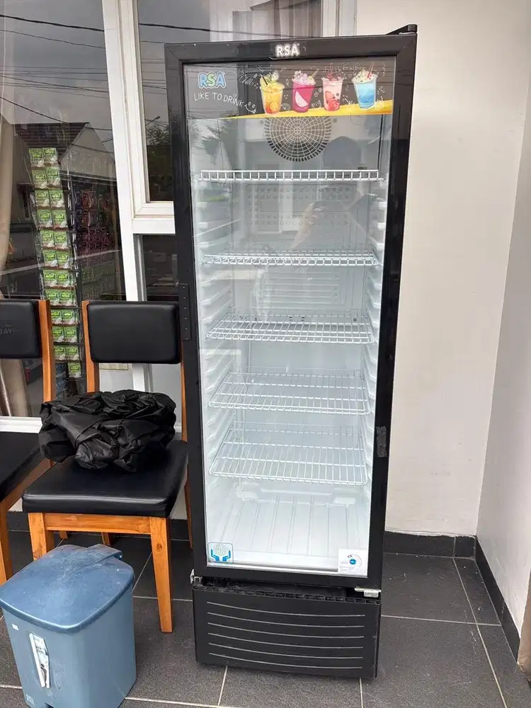 Dijual cepat showcase RSA AGT 300 5rak