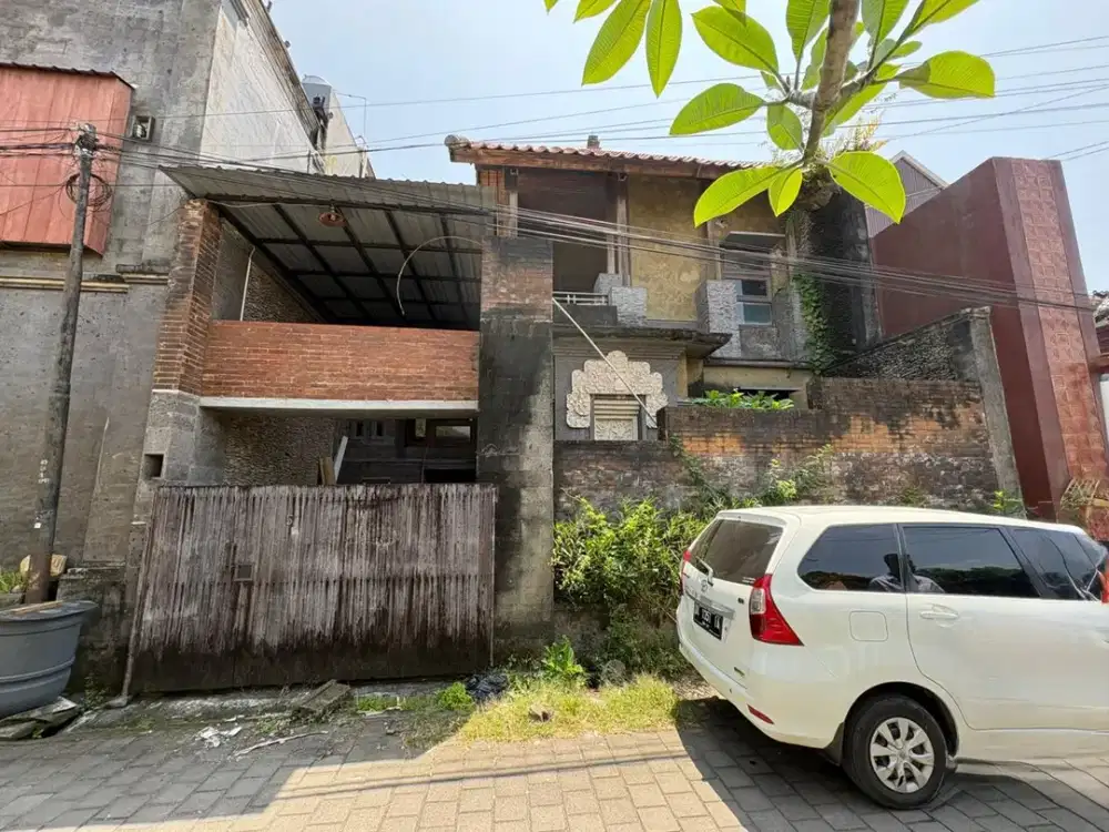 Rumah Dijual di Sesetan – 3 Lantai, Dalam Kawasan Perumahan