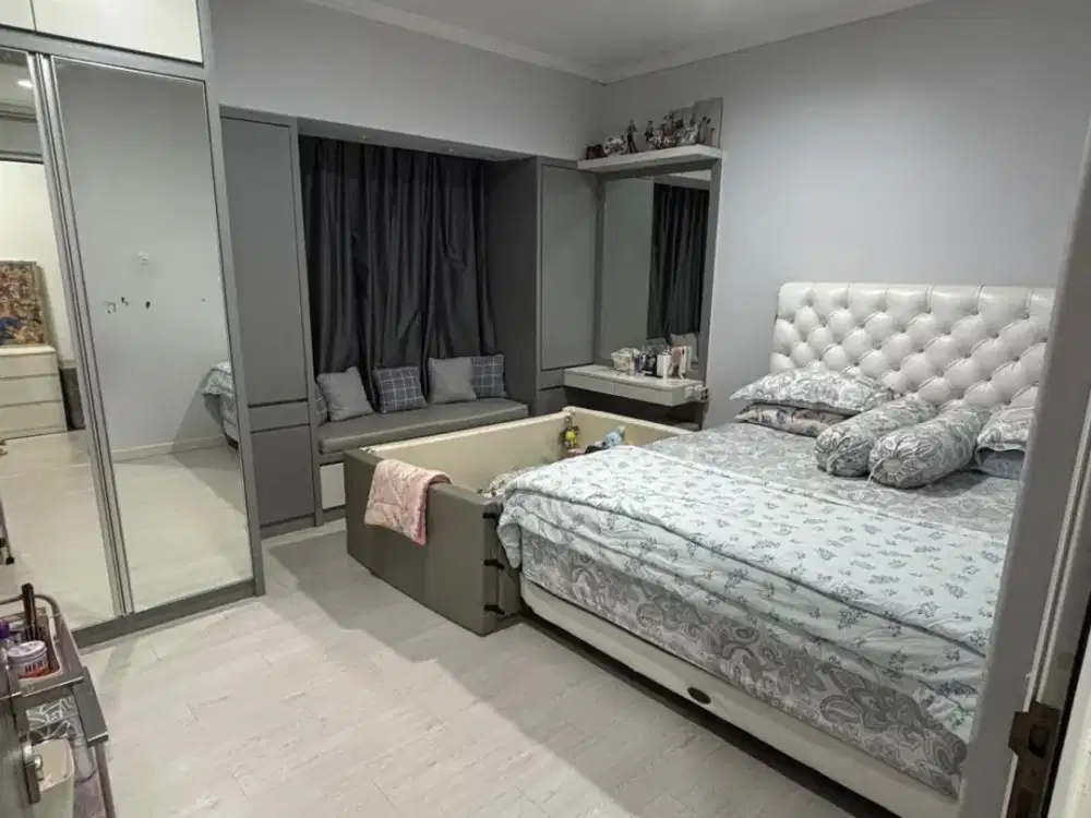 Rumah Modern Lebar 6 di Golden Palm Residence Cengkareng