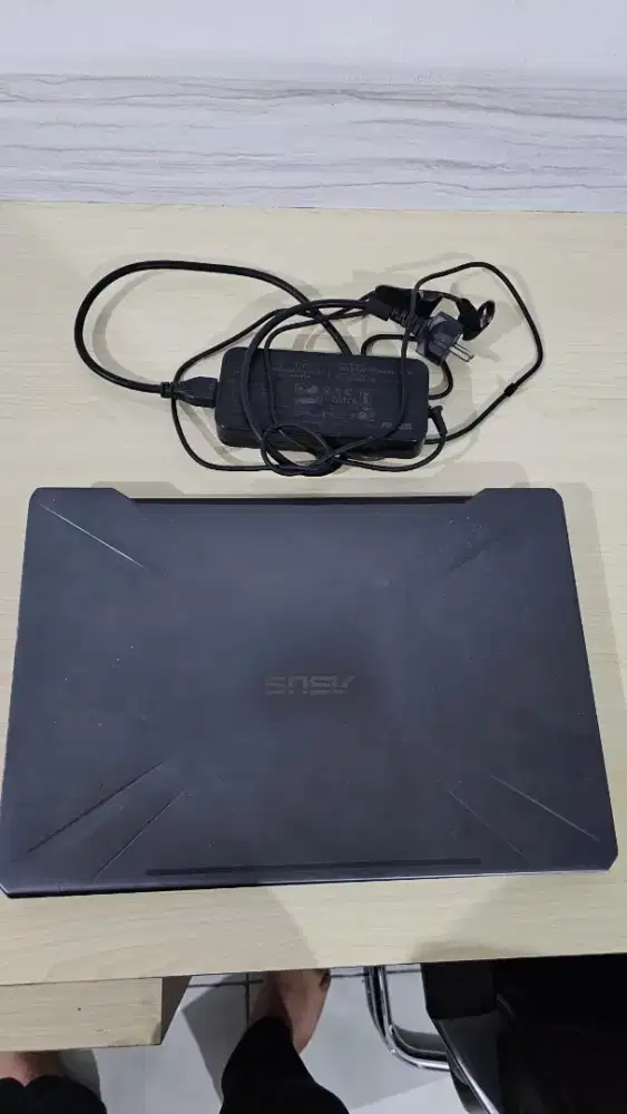 Asus TUF Gaming FX504GM GTX 1060 6GB Intel i5-8300h Ram 8gb 128ssd+1tb