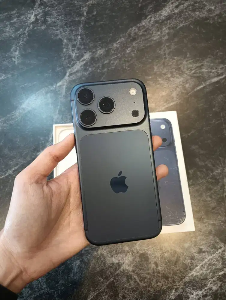 Iphone 17 Pro 256gb ibox like new