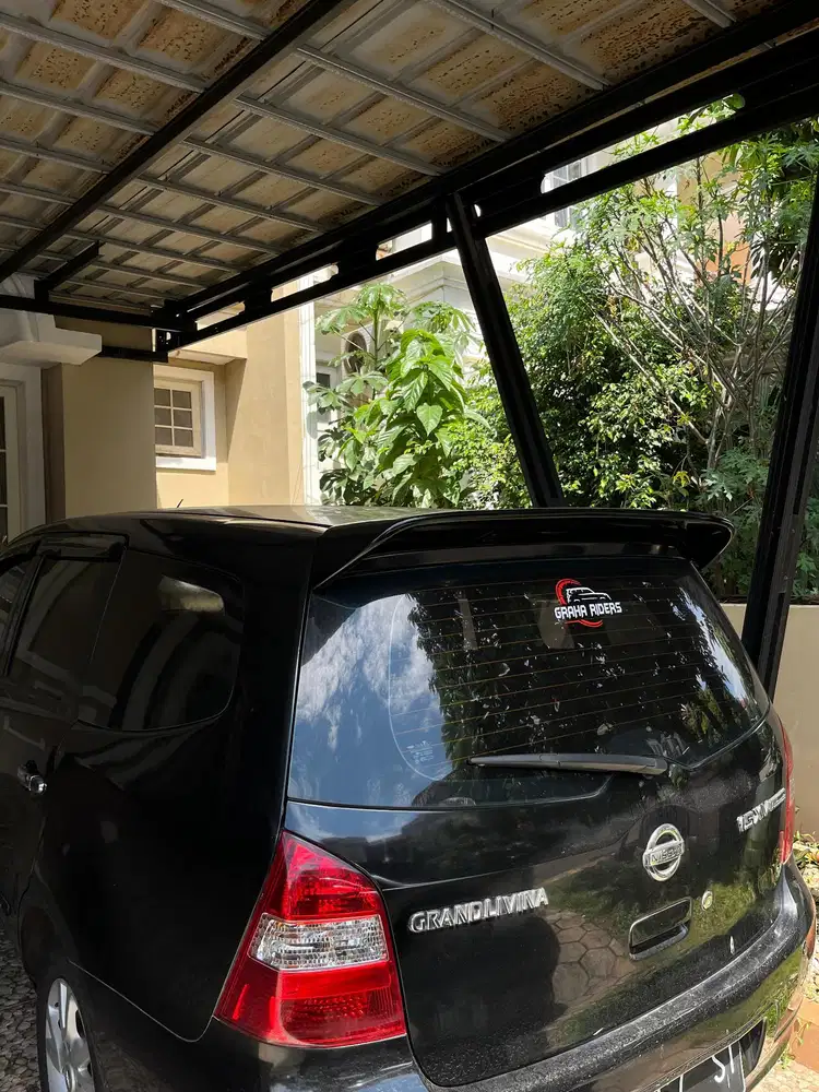 Nissan Grand livina 2012 Bensin