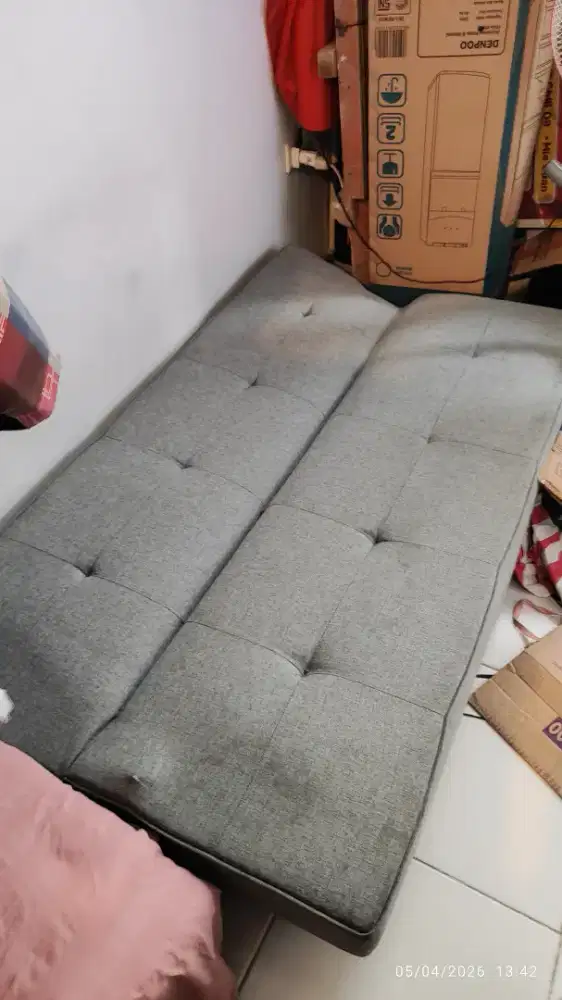 Jual cepat kursi Sofa bed 1.5 meter kecil hanya bisa datar buat di kos