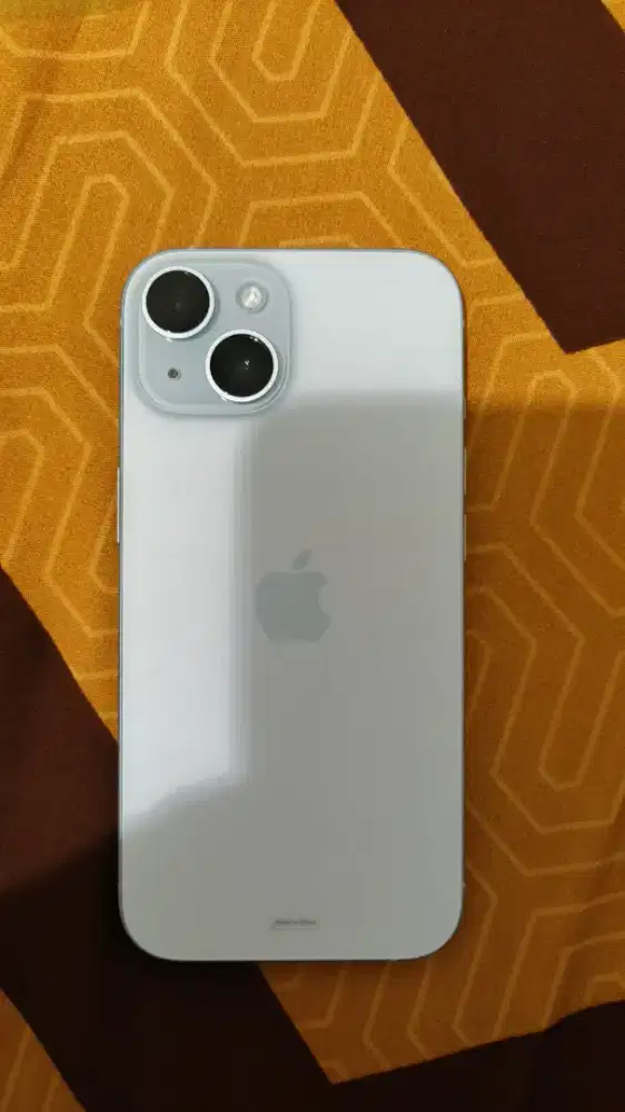 iPhone 15 128 GB garansi iBox
